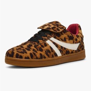 NEW Steve Madden Leopard Print Shoes Sneakers size 9